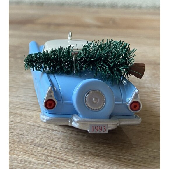 HALLMARK 1993 #3 1956 FORD THUNDERBIRD CLASSIC AMERICAN CARS KEEPSAKE ORNAMENT - Picture 9 of 10